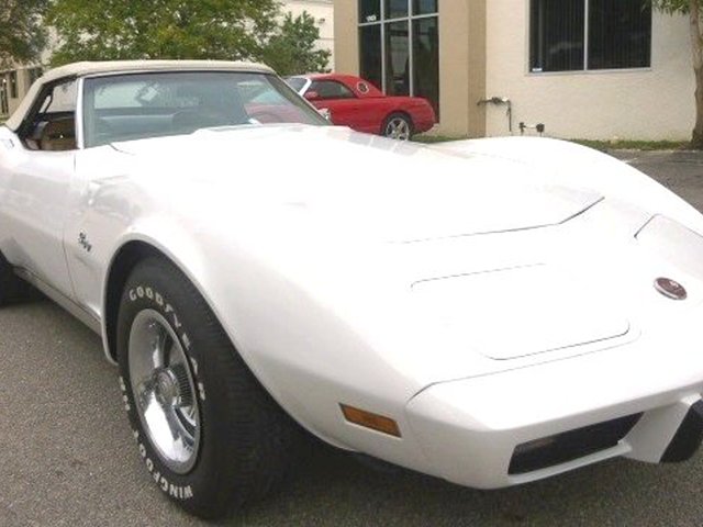 1975 Chevrolet Corvette Photo
