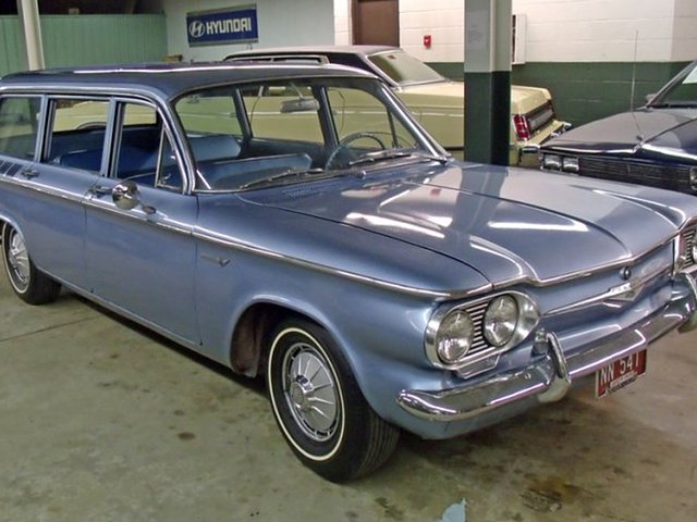 1961 Chevrolet Corvair Photo