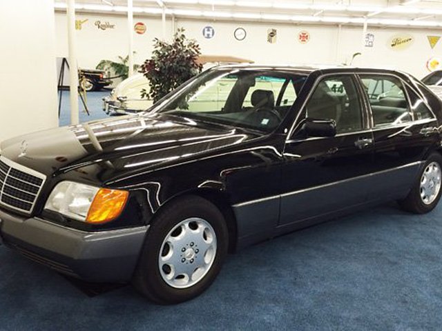 1992 Mercedes-Benz 500SEL Photo
