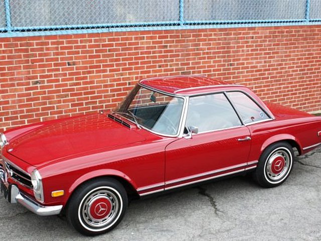 1968 Mercedes-Benz 280SL Photo