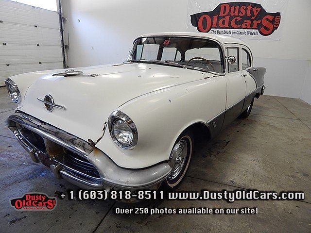 1956 Oldsmobile 88 Photo