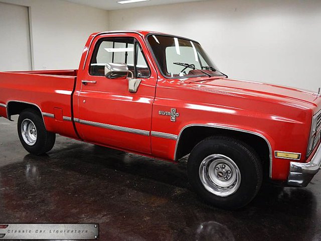 1984 Chevrolet C10 Photo