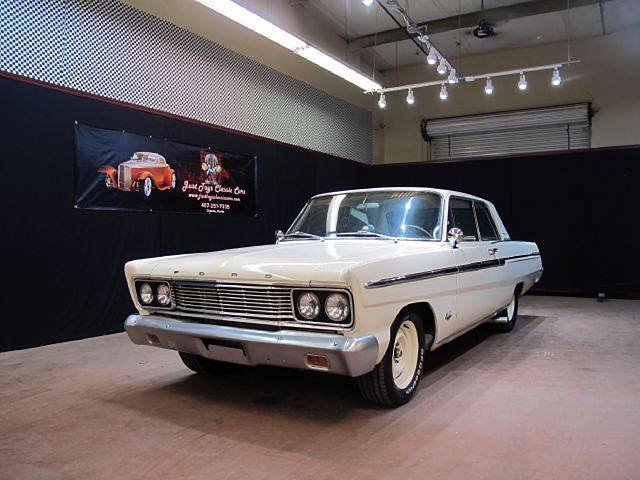 1965 Ford Fairlane Photo