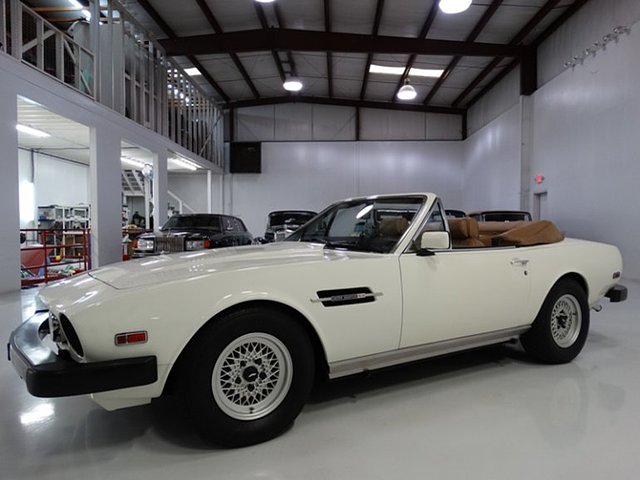 1987 Aston Martin Volante Photo