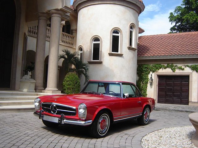 1968 Mercedes-Benz 280SL Photo