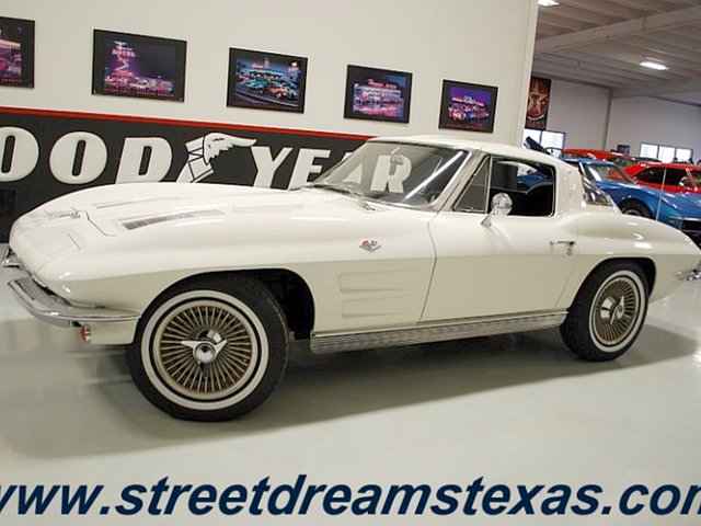 1963 Chevrolet Corvette Photo