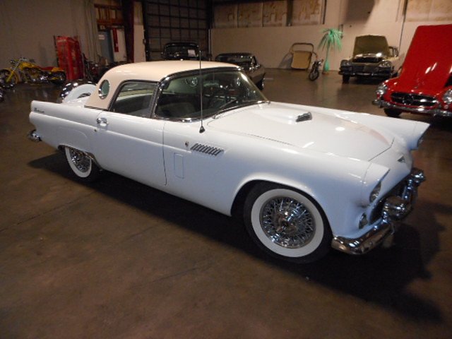 1956 Ford Thunderbird Photo