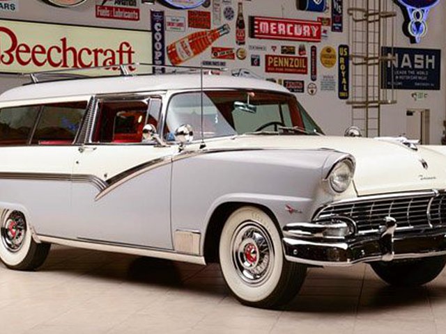 1956 Ford Parklane Photo