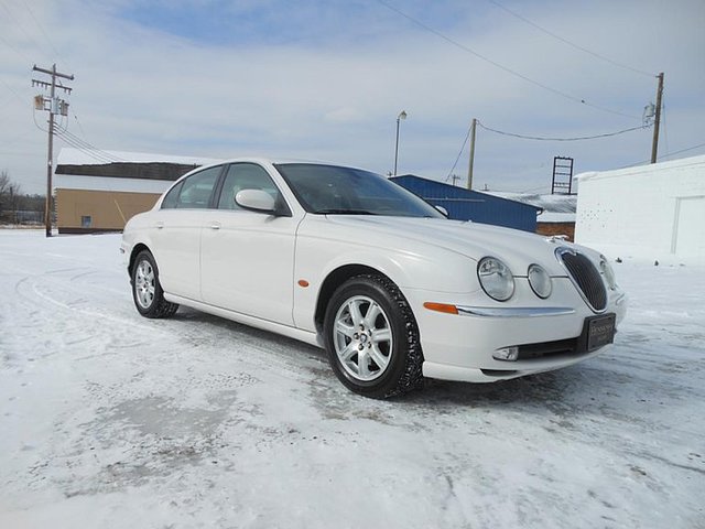 2003 Jaguar S-Type Photo