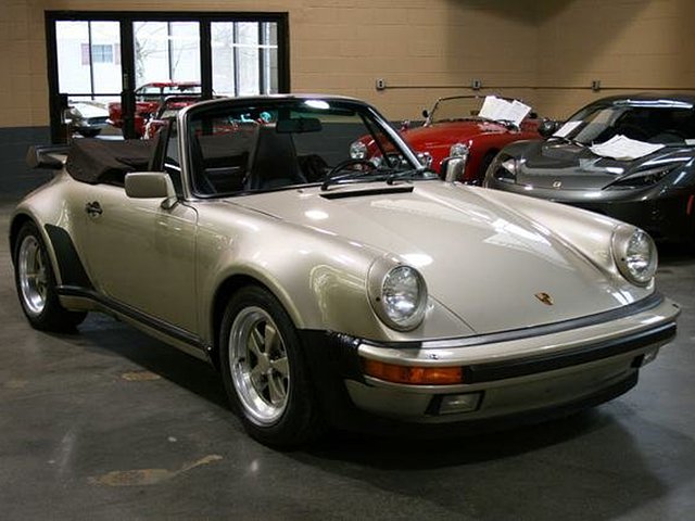 1985 Porsche 911 Photo