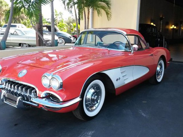 1958 Chevrolet Corvette Photo