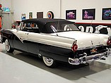 1955 Ford Fairlane Photo #21
