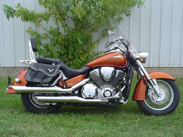 2002 Honda VTX Photo