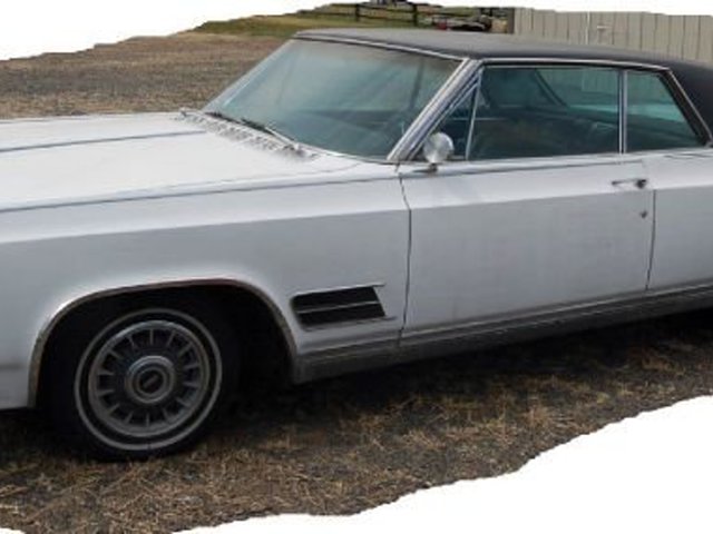 1964 Oldsmobile Starfire Photo