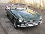 1977 MG B Photo #2