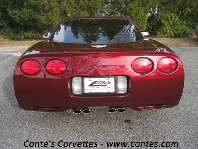 2003 Chevrolet Corvette Photo