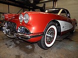 1961 Chevrolet Corvette Photo #2