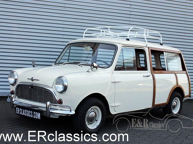 1966 Morris Mini Traveler Photo
