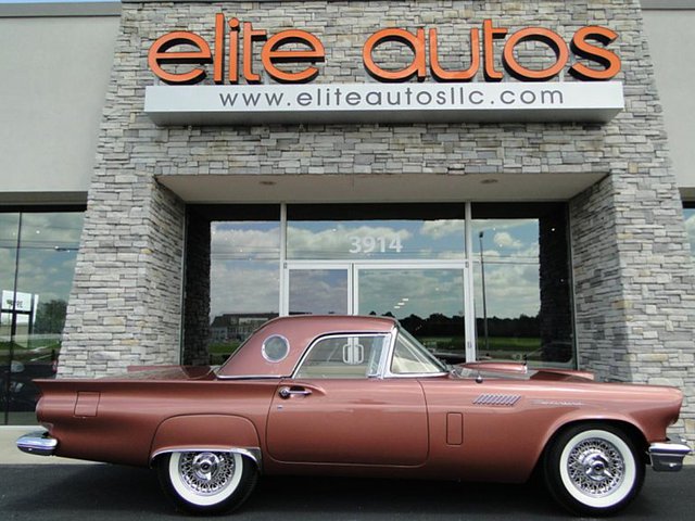 1957 Ford Thunderbird Photo