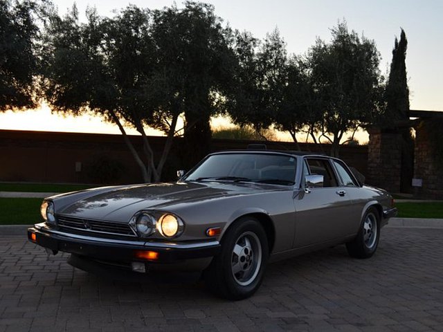 1988 Jaguar XJS Photo