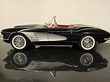 1961 Chevrolet Corvette Photo #3