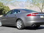2010 Jaguar XF Photo #3