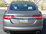 2010 Jaguar XF Photo #9