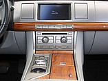 2010 Jaguar XF Photo #13