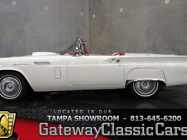 1957 Ford Thunderbird Photo