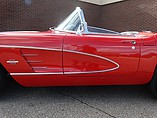 1961 Chevrolet Corvette Photo #17