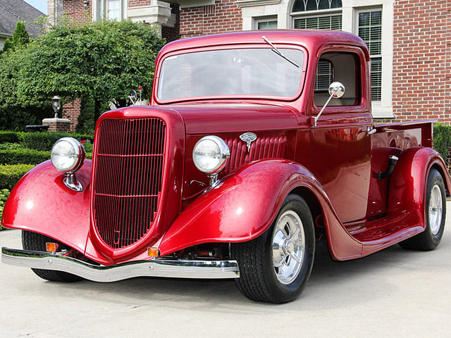 1935 Ford Pickup Photo